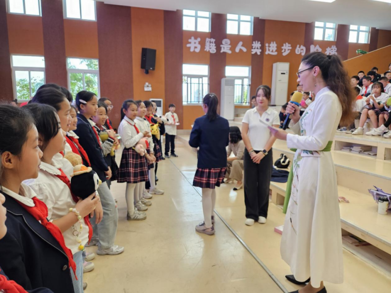 黄冈、咸宁两地联合开展“少年急救官”竞技联谊活动