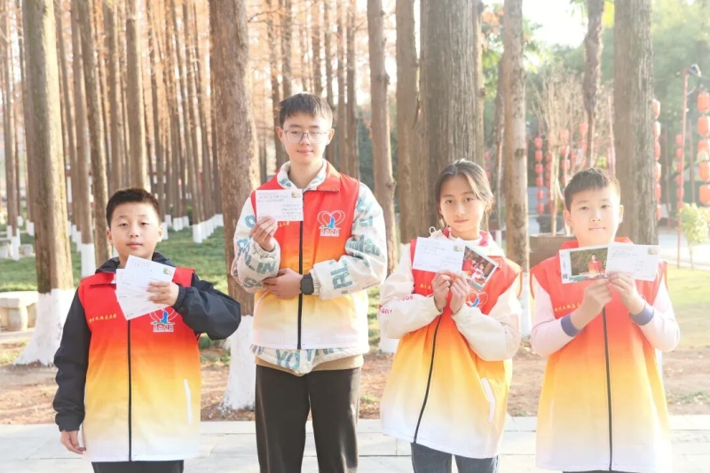 文明接力赛的新选手：黄州20名小志愿者寄出50份期待